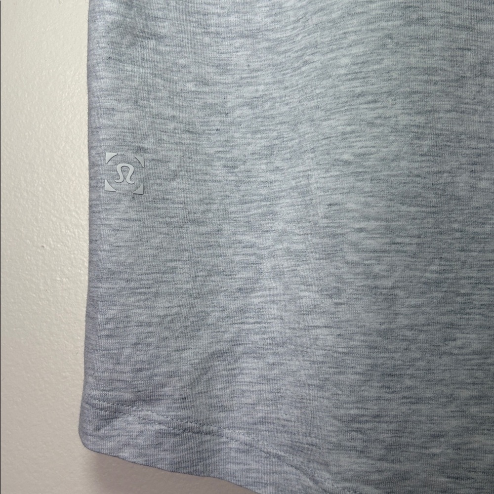 NEW Lululemon 5 Year Basic Tee Heathered Core Ultra Light Grey large Pima Cotton - Picture 6 of 9